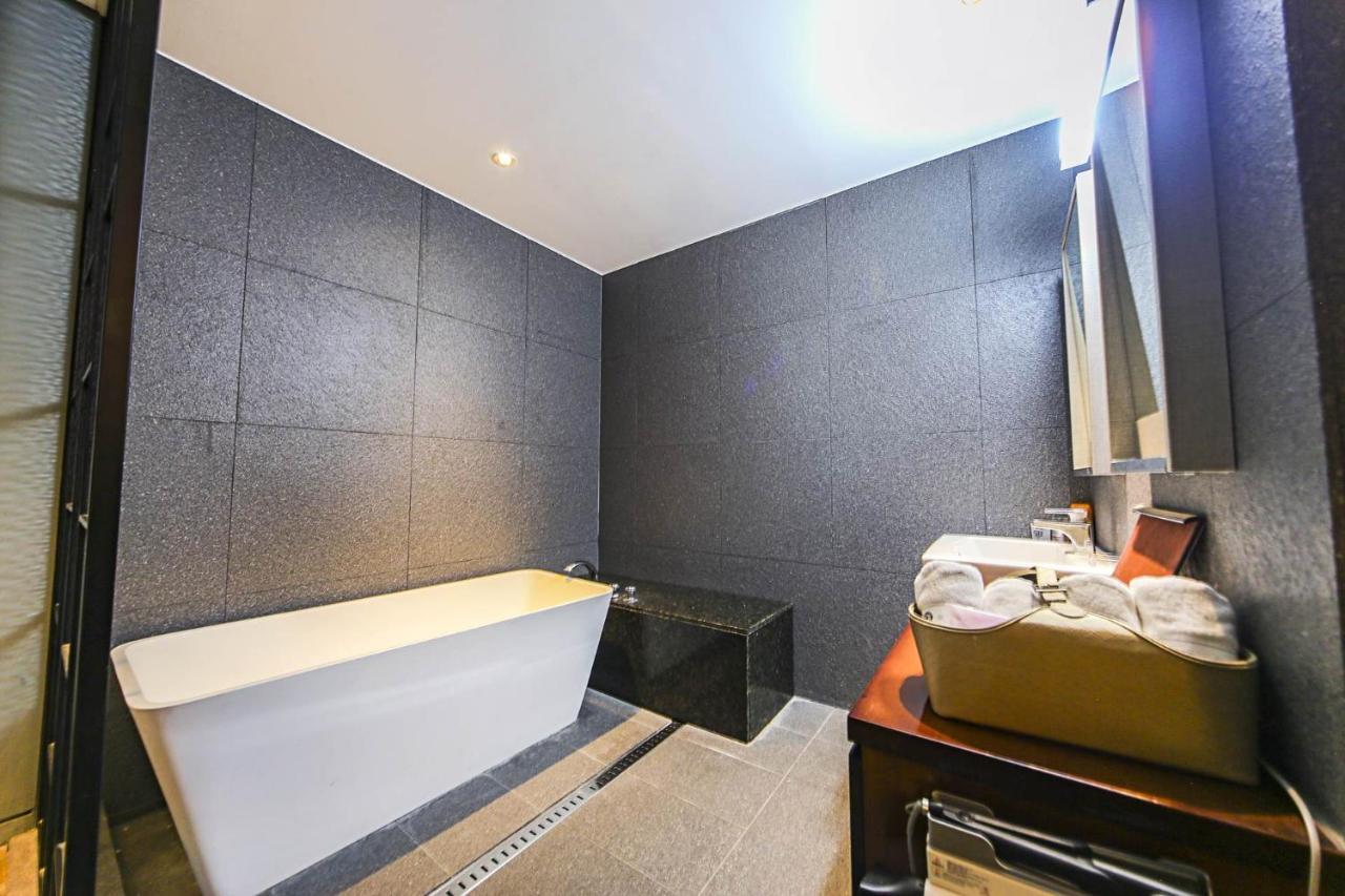 Hotel Myeongjak Chuncheon Exterior photo