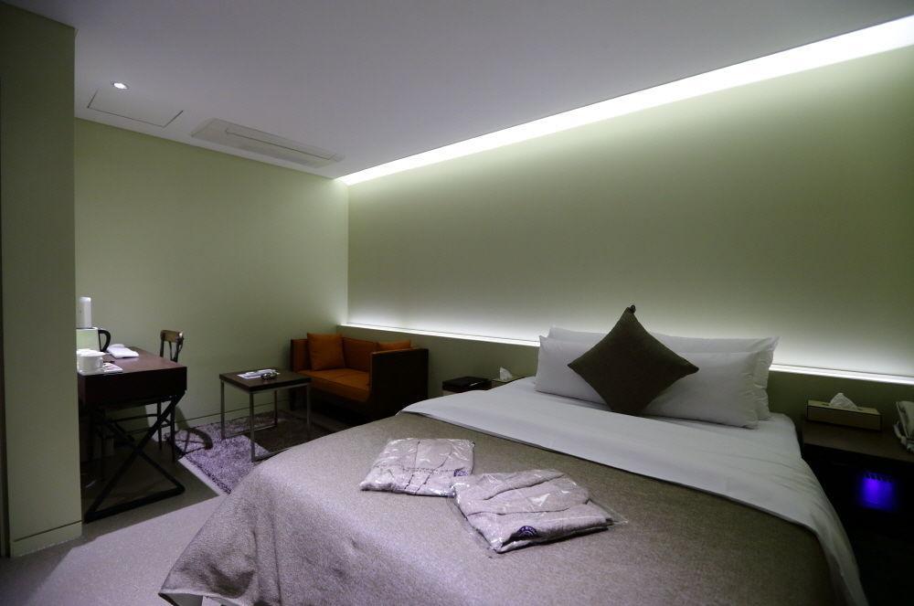 Hotel Myeongjak Chuncheon Exterior photo