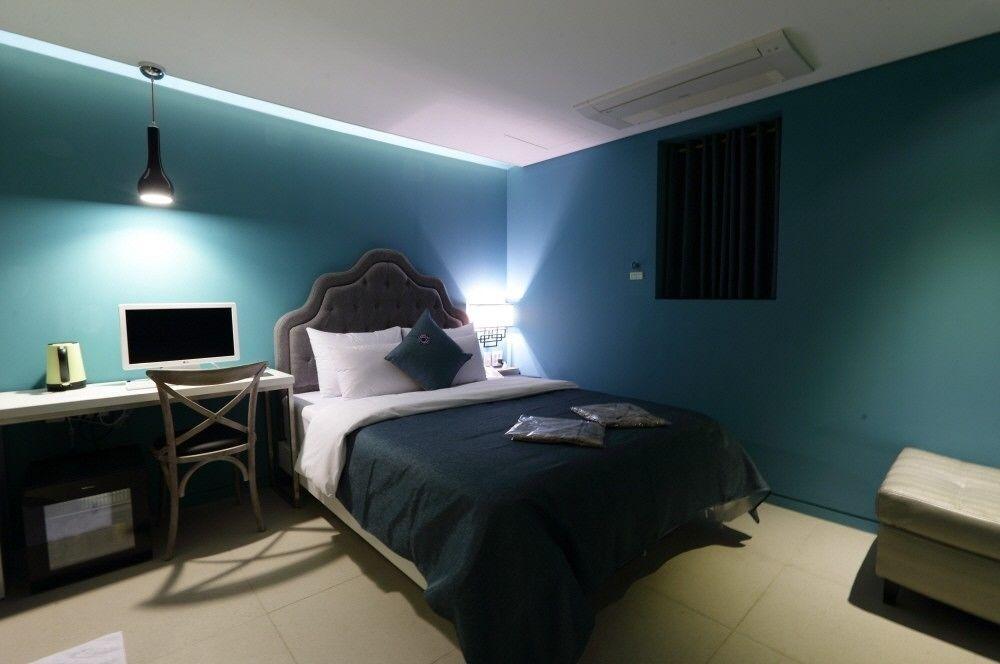 Hotel Myeongjak Chuncheon Exterior photo