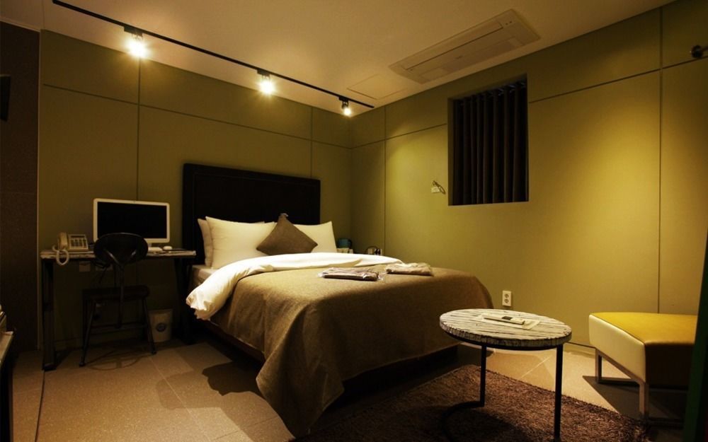 Hotel Myeongjak Chuncheon Exterior photo